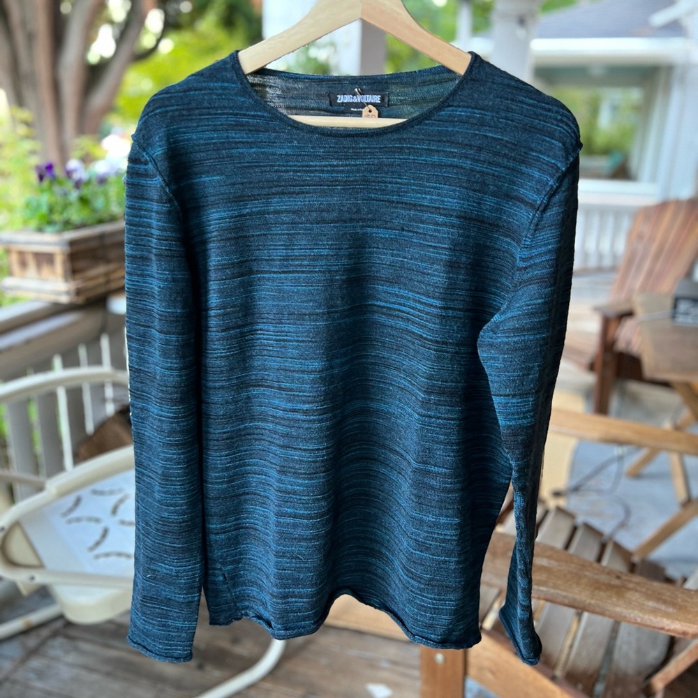 75% wool 25% acrylic Italian crew neck blue/black stripes